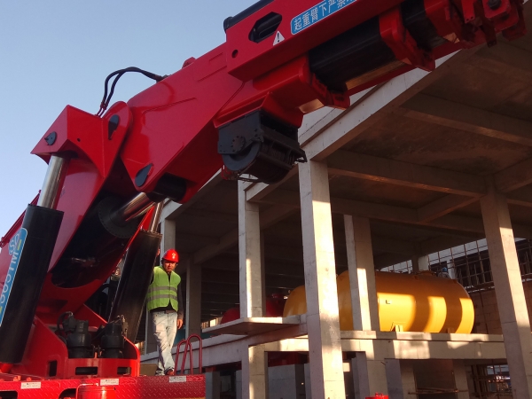 精密設(shè)備吊裝廠(chǎng)家告訴你完整的設(shè)備搬運(yùn)合同包含哪些內(nèi)容？