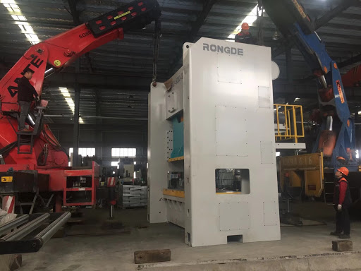 工廠設備搬運費用怎么計算？其費用包括哪些？